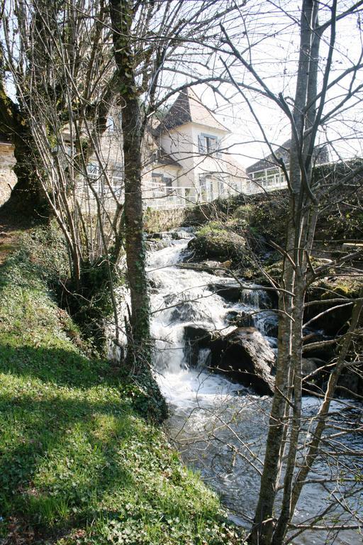 Au Moulin De La Gorce Panzió La Roche-lʼAbeille Kültér fotó